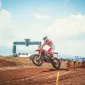 Pembalap kelas MXGP saat melintas di Sirkuit Selaparang pada main race seri 1. Seri 2 akan berlangsung kembali di Sirkuit Selaparang pada 6-7 Juli 2024.