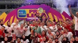 Selebrasi kemenangan Jakarta BIN yang berhasil menjuarai Pro Liga Putri 2024 di Indonesia Arena pada Sabtu, 20 Juni 2024